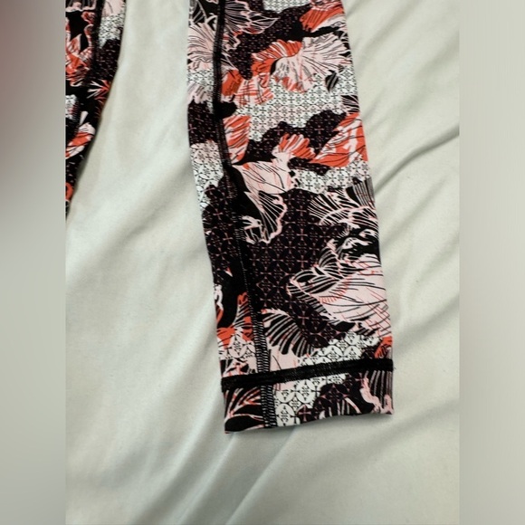 Lululemon Wunder Under Luxtreme Womens High Rise Artisan Spring Lunar Year 2 - Picture 3 of 8